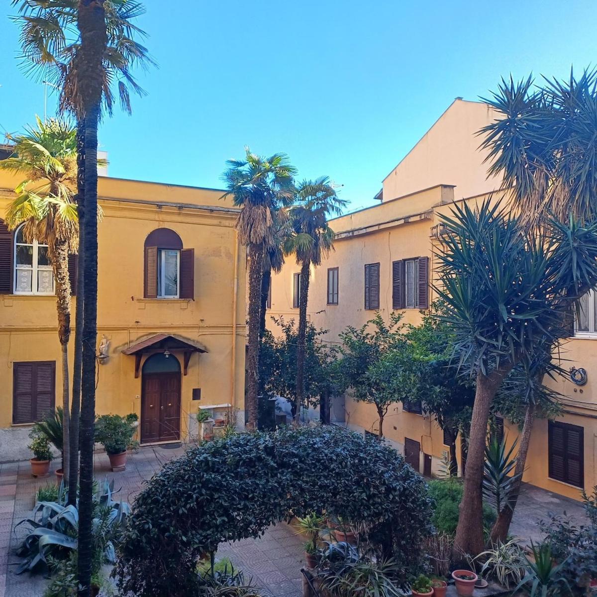 Marrucini Garden * Roma